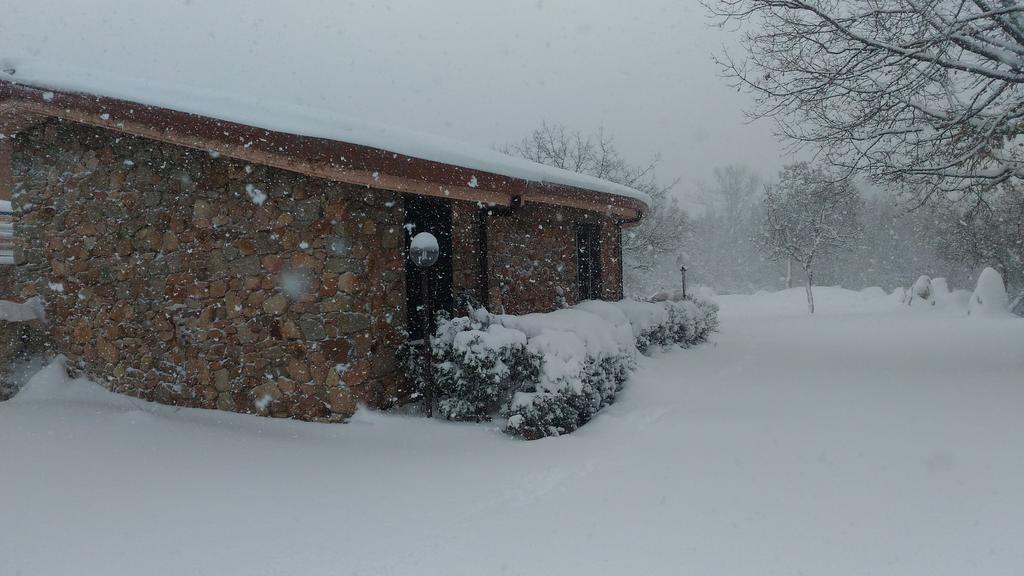 Hotel Il Nido Dell'Aquila Villanova Strisaili Kültér fotó