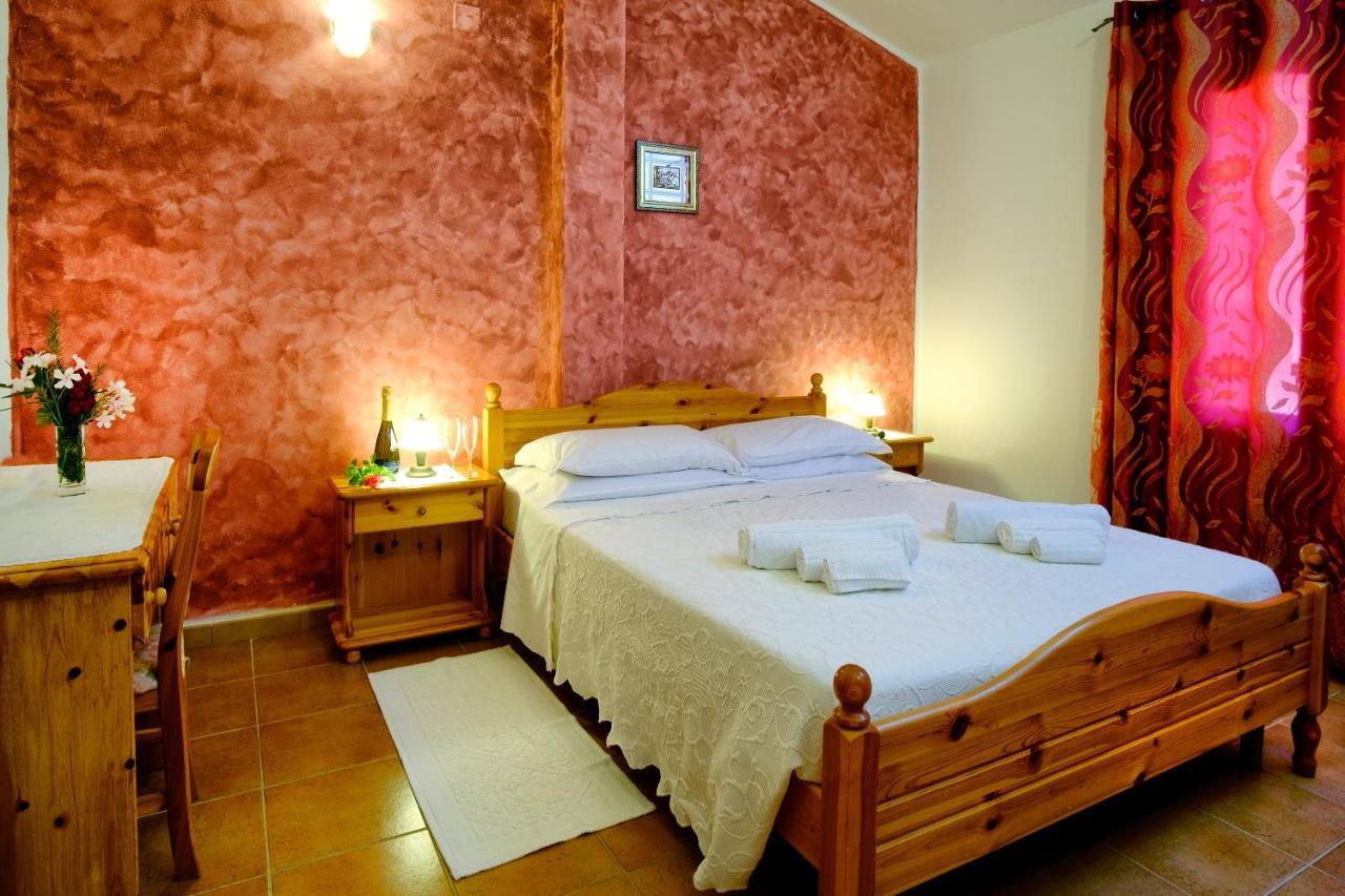 Hotel Il Nido Dell'Aquila Villanova Strisaili Kültér fotó