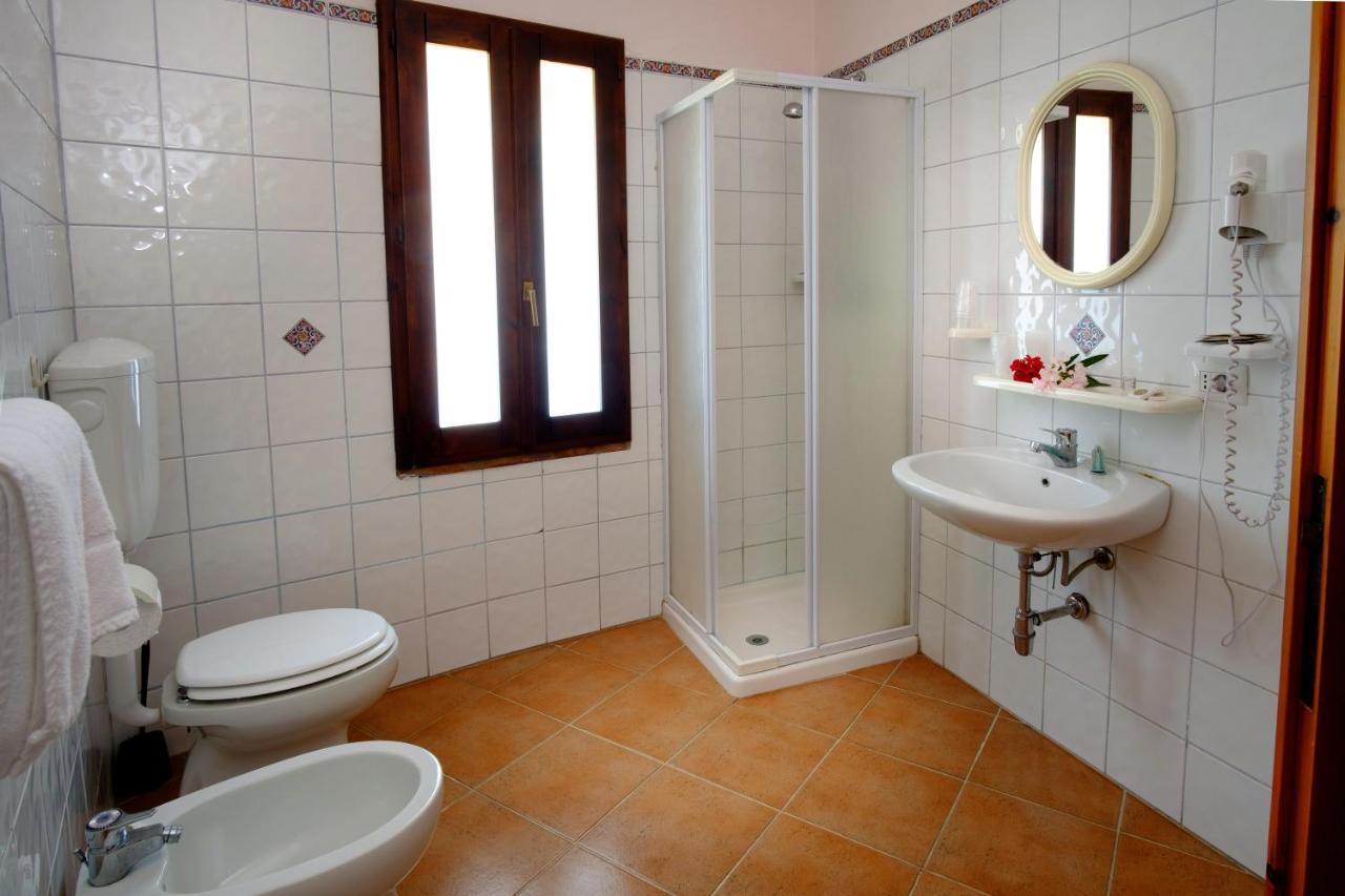 Hotel Il Nido Dell'Aquila Villanova Strisaili Kültér fotó