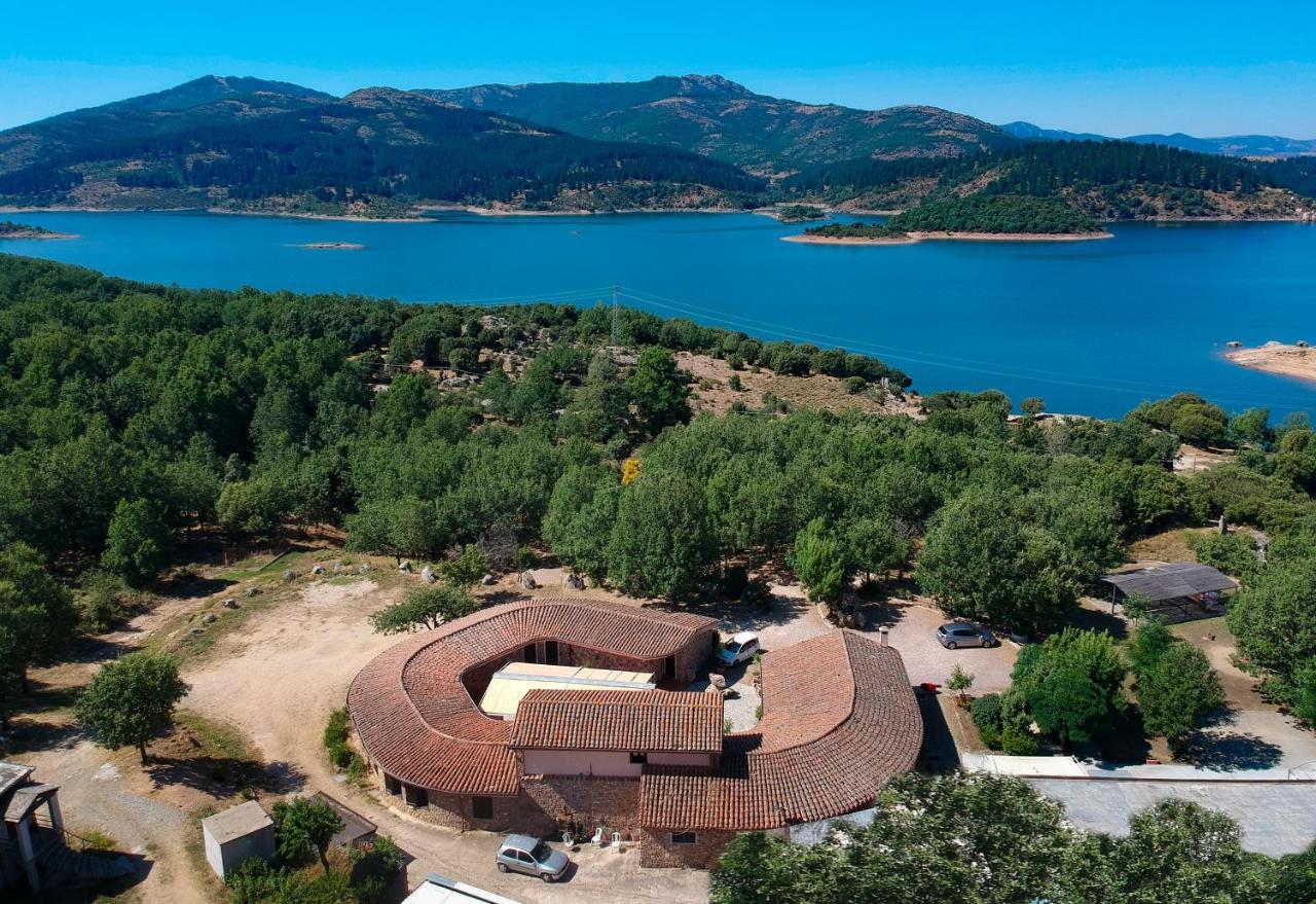 Hotel Il Nido Dell'Aquila Villanova Strisaili Kültér fotó